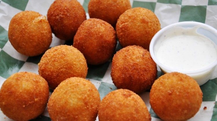 bolas-pure-patatas-queso-1024x581
